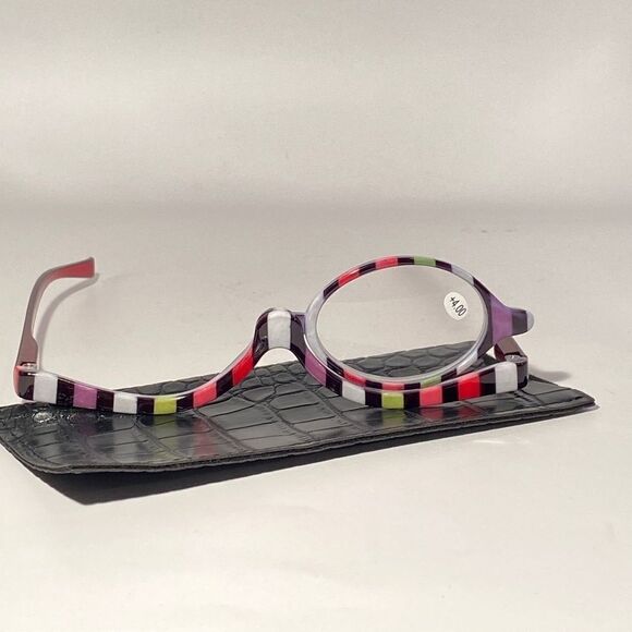 1010 Makeup Cosmetic 4.00 Flip Magnifying Glasses For Precision Application N… - Picture 1 of 6